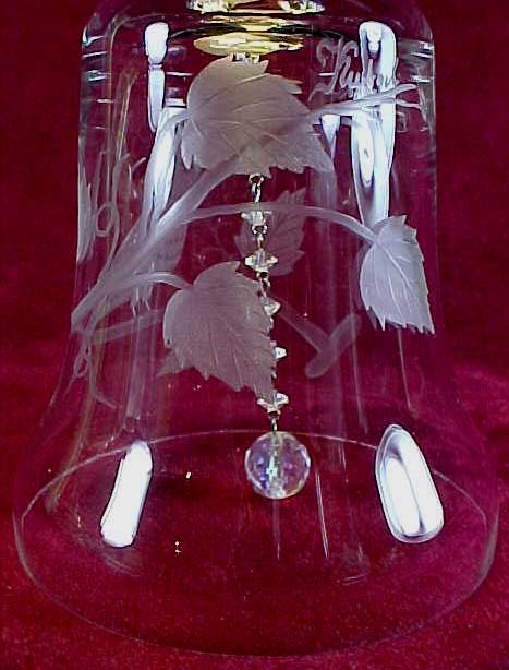 Krosno Poland Crystal Bell w/Bird Krosno Poland Crystal Bell w/Bird