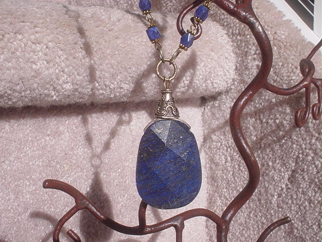 Lapis Lazulli Teardrop Classic Necklace Lapis Lazulli Teardrop Classic Necklace