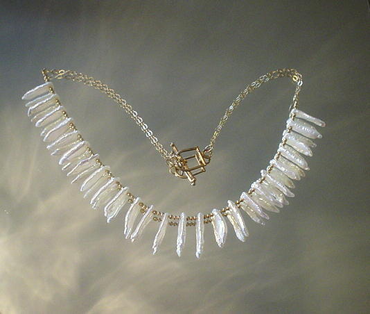 Biwa Cultured FW Pearl and 14kt GF Necklace Set Biwa Cultured FW Pearl and 14kt GF Necklace Set