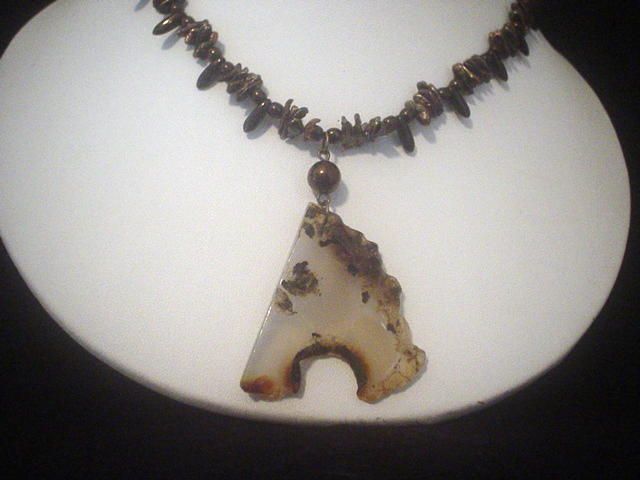 Agate and Cultured Freshwater Pearl Bronze Necklace Agate and Cultured Freshwater Pearl Bronze Necklace