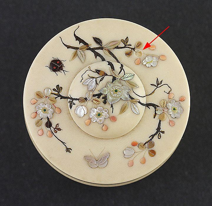 Exquisite Japanese Shibayama Inlay Ivory Box Superb Crosshatching Exquisite Japanese Shibayama Inlay Ivory Box Superb Crosshatching