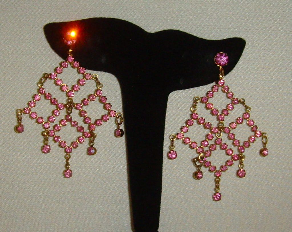 Gold-Tone and Pink Rhinestone Dangle Earrings Gold-Tone and Pink Rhinestone Dangle Earrings