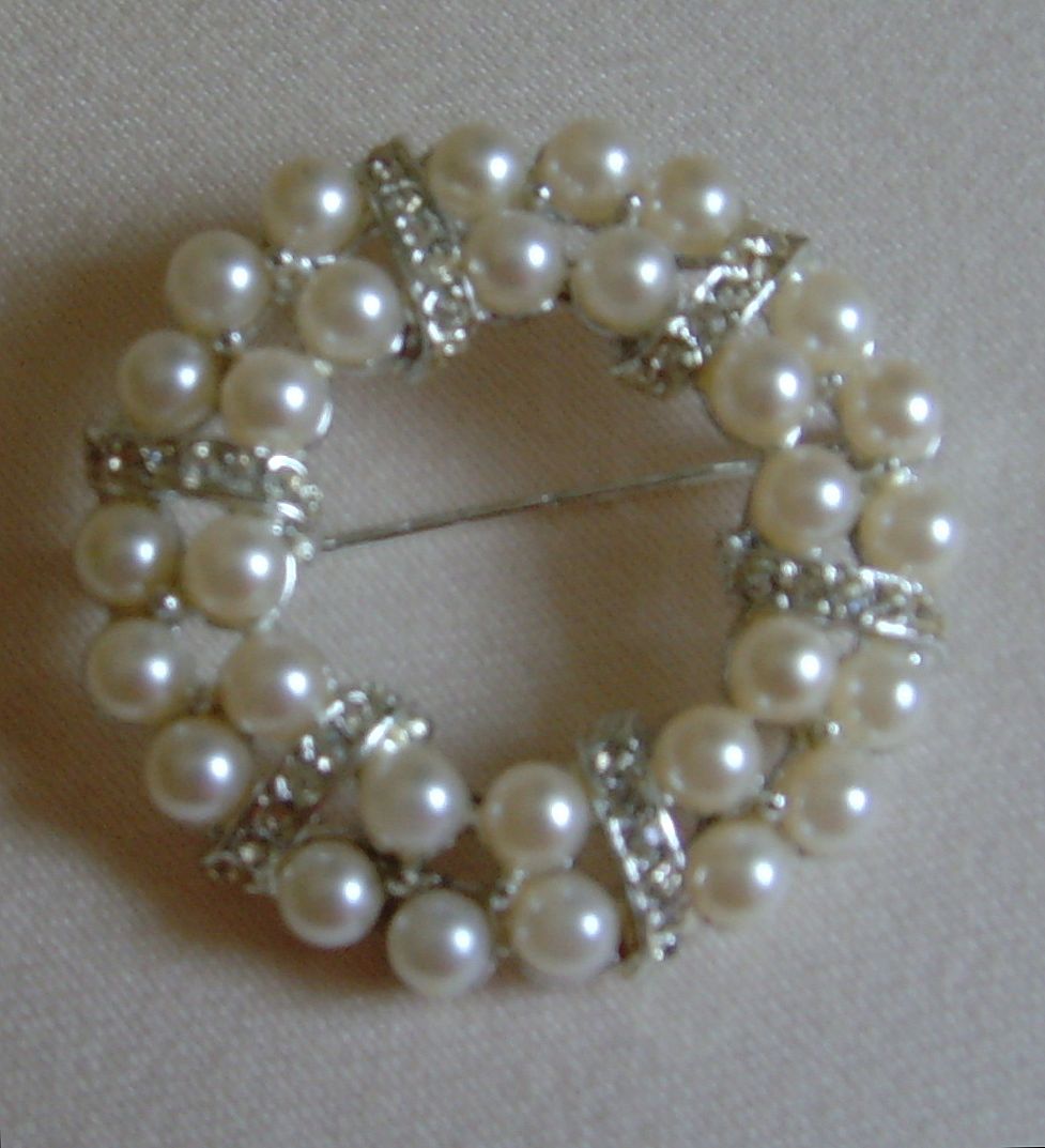 Simulated Pearl and Rhinestone Brooch Simulated Pearl and Rhinestone Brooch