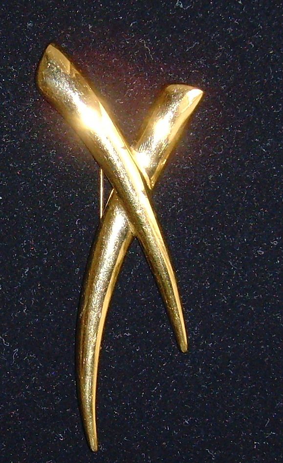 Trifari Gold-Tone Abstract Pin Trifari Gold-Tone Abstract Pin