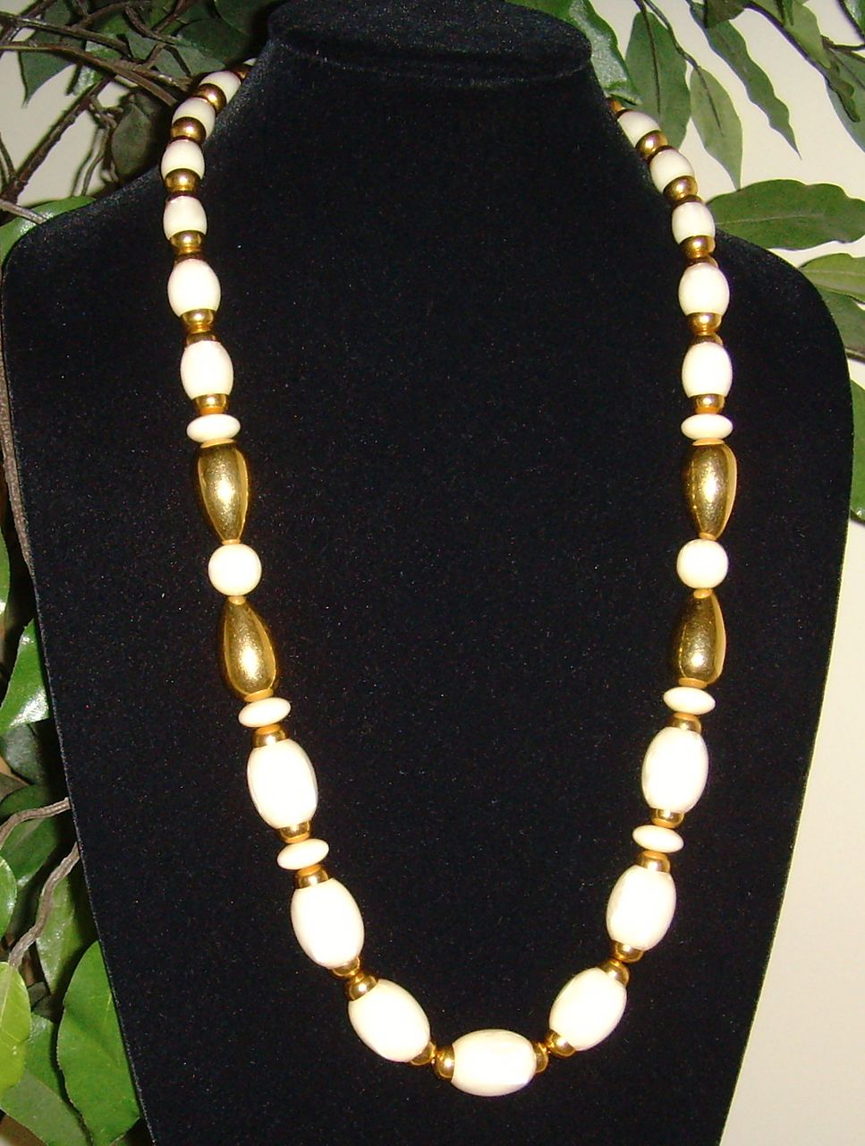 Napier Gold-Tone and Lucite Necklace Napier Gold-Tone and Lucite Necklace