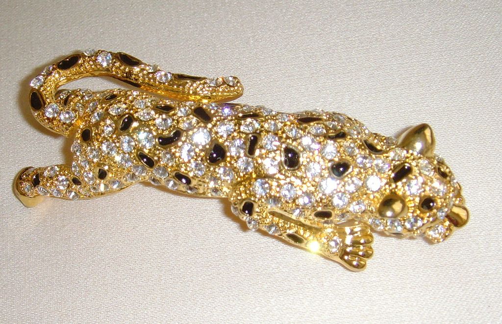 Gold-Tone and Rhinestone Leopard Should Pin Gold-Tone and Rhinestone Leopard Should Pin