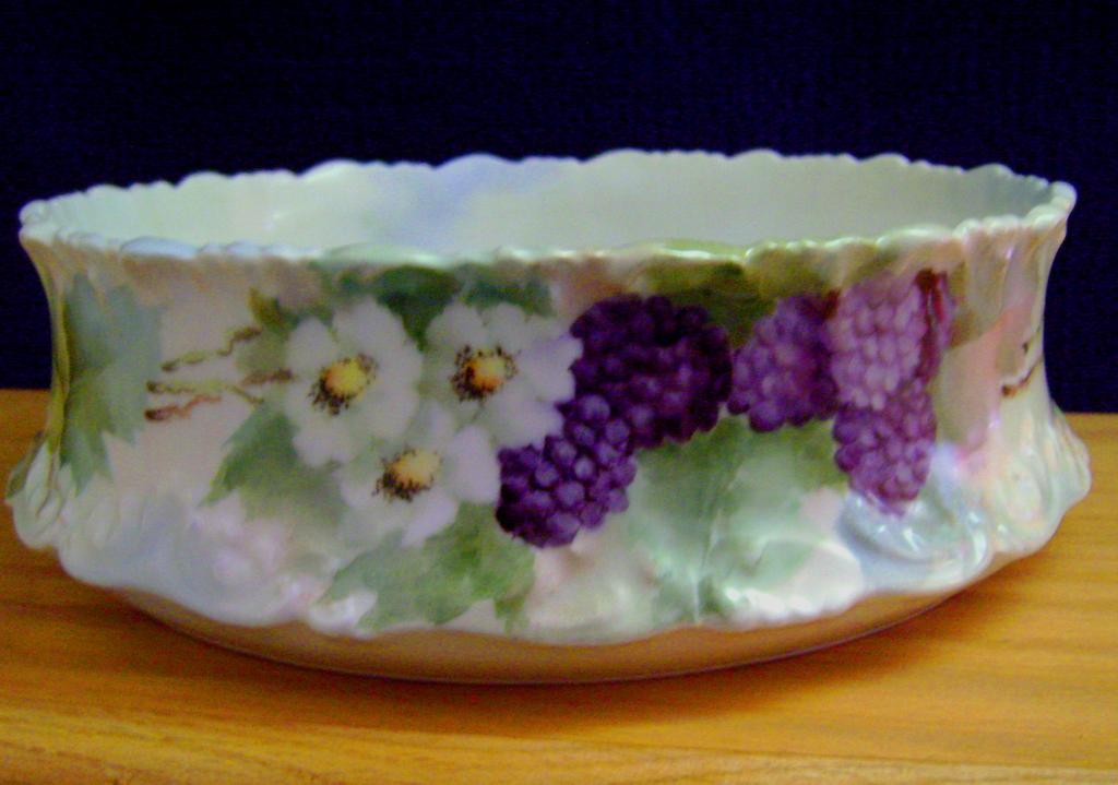 Antique Limoges Handpainted Pudding Bowl with Blackberries Antique Limoges Handpainted Pudding Bowl with Blackberries