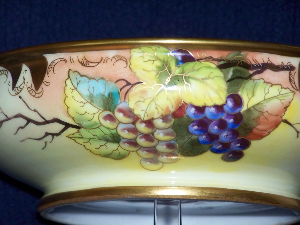 Antique Pickard Bowl with Grapes by Beutlich Antique Pickard Bowl with Grapes by Beutlich