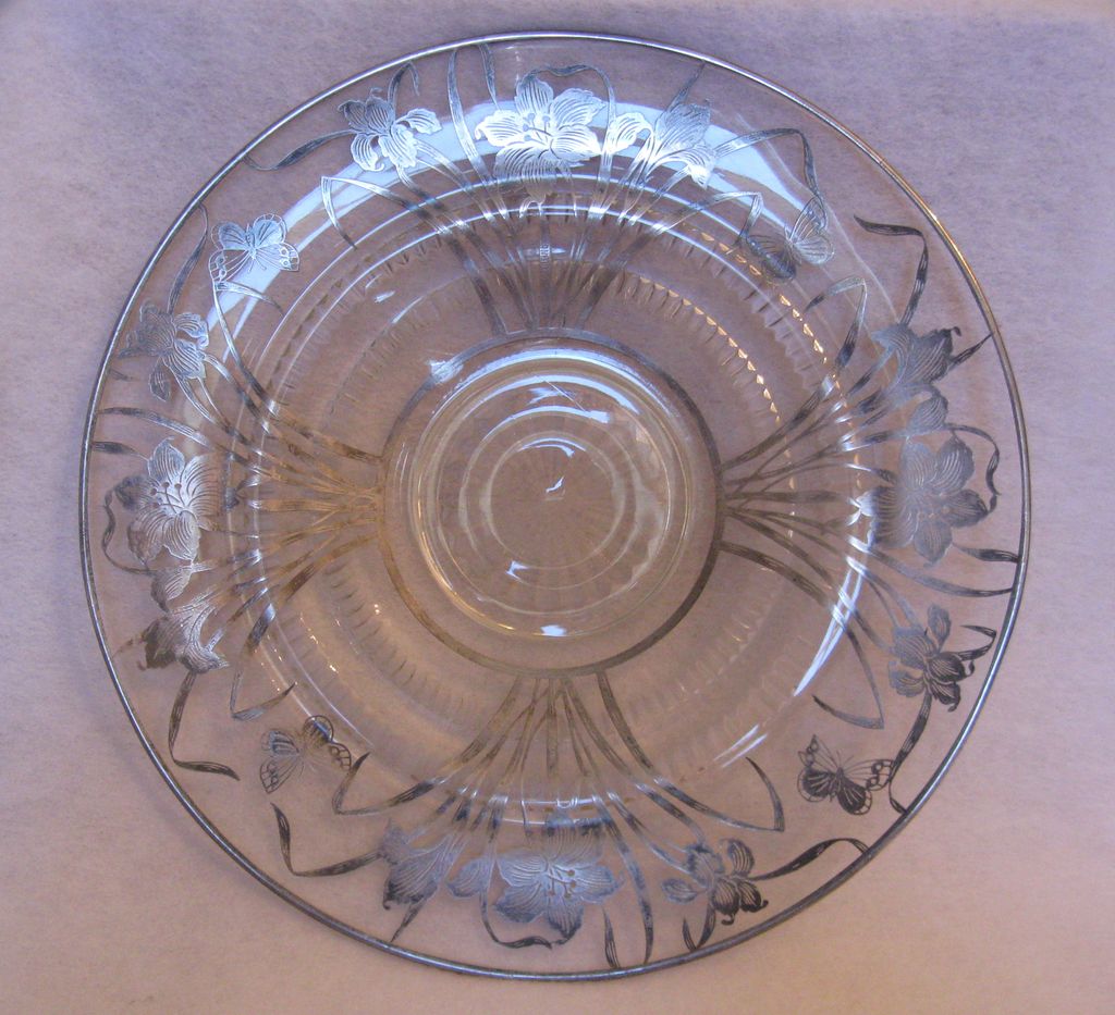 Item ID: 1glass In Shop's Backroom Item ID: 1glass In Shop's Backroom