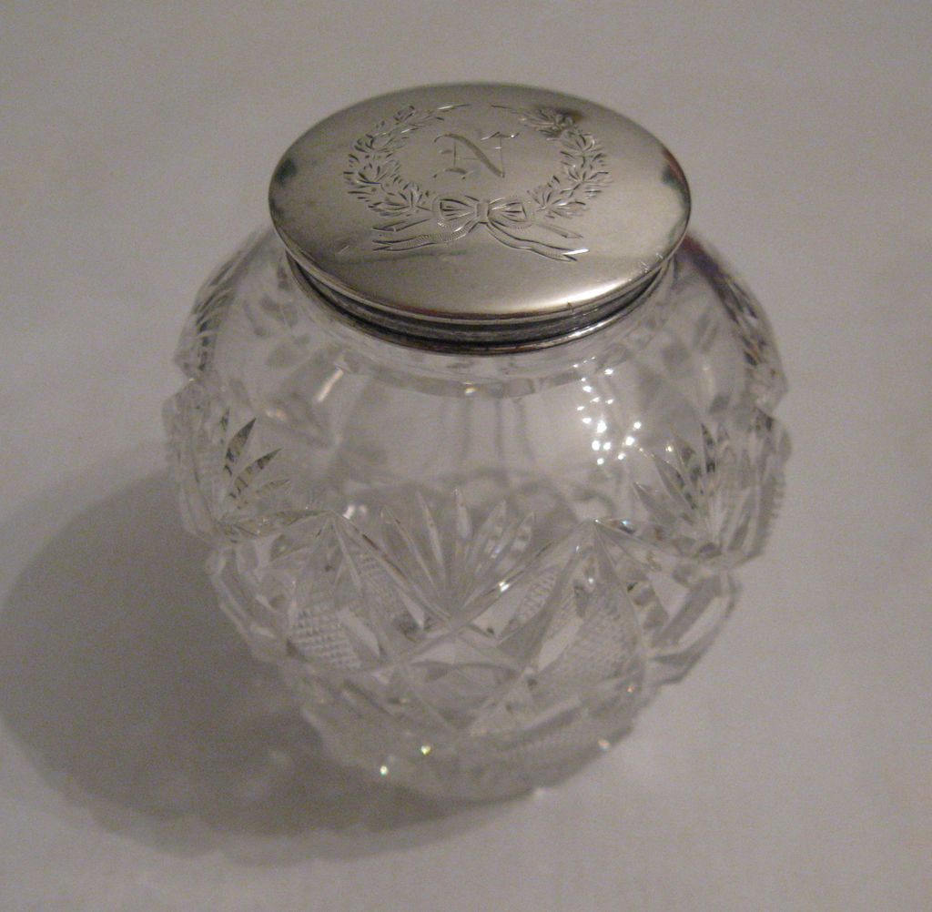 Vintage sterling silver and cut glass dresser jar Vintage sterling silver and cut glass dresser jar