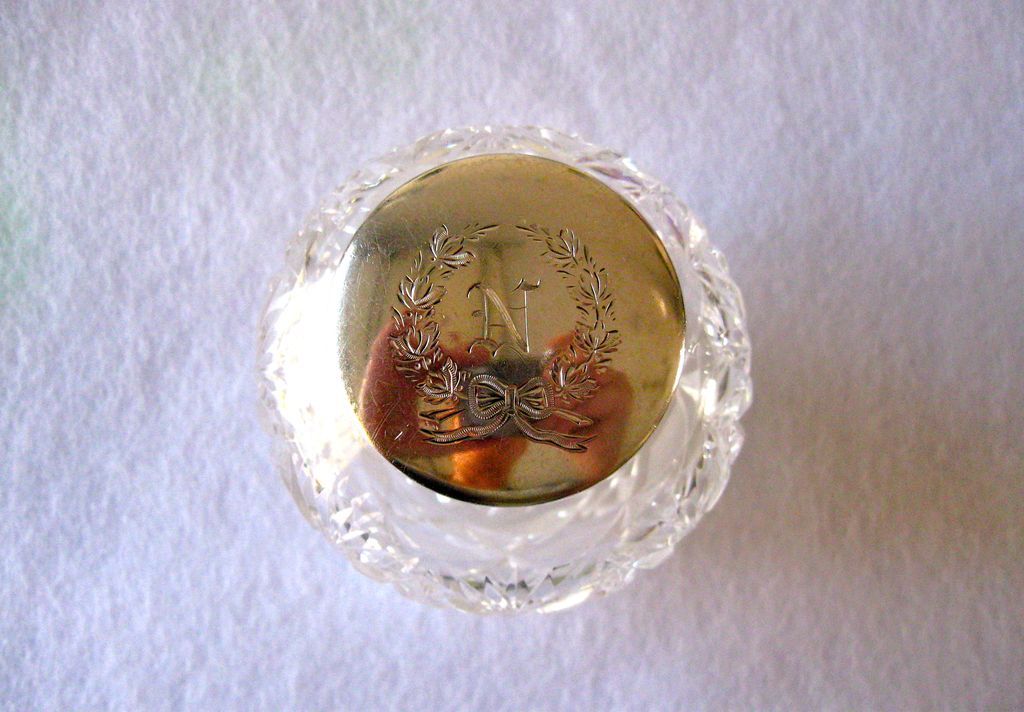 Vintage sterling silver and cut glass dresser jar Vintage sterling silver and cut glass dresser jar