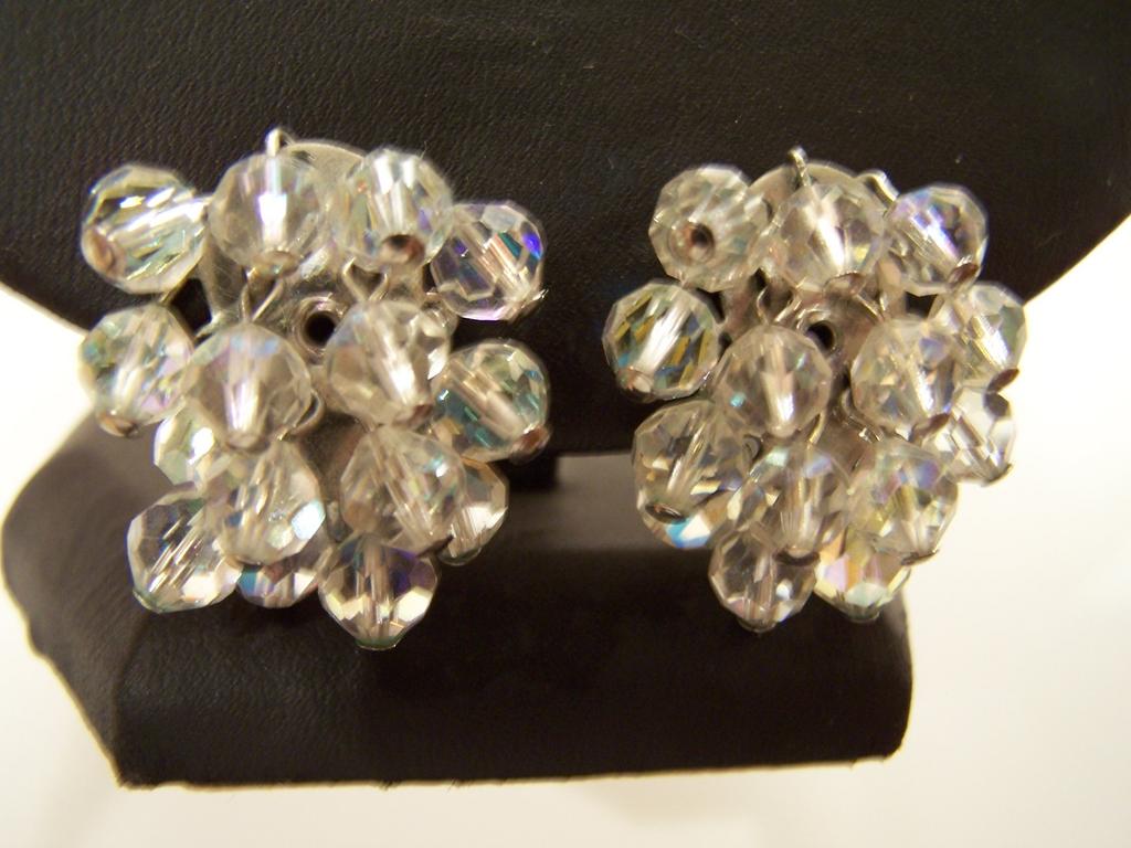 Crystal Cluster Beaded Earrings Crystal Cluster Beaded Earrings