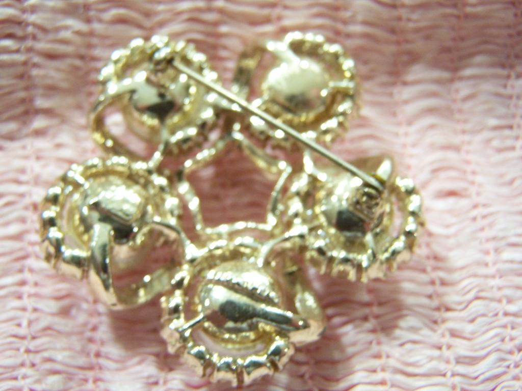 Vintage Brooch Pat. Pend. Rhinestones and Faux Pearls Vintage Brooch Pat. Pend. Rhinestones and Faux Pearls