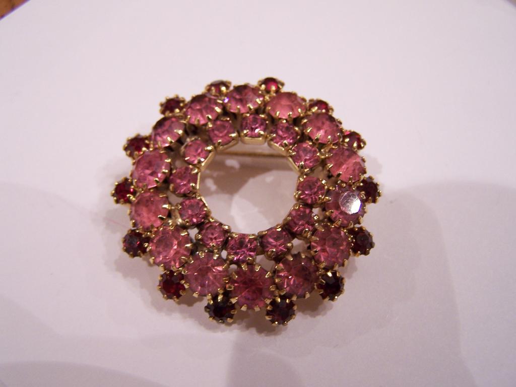 Pink Passion Vintage Rhinestone Circle Brooch Pink Passion Vintage Rhinestone Circle Brooch
