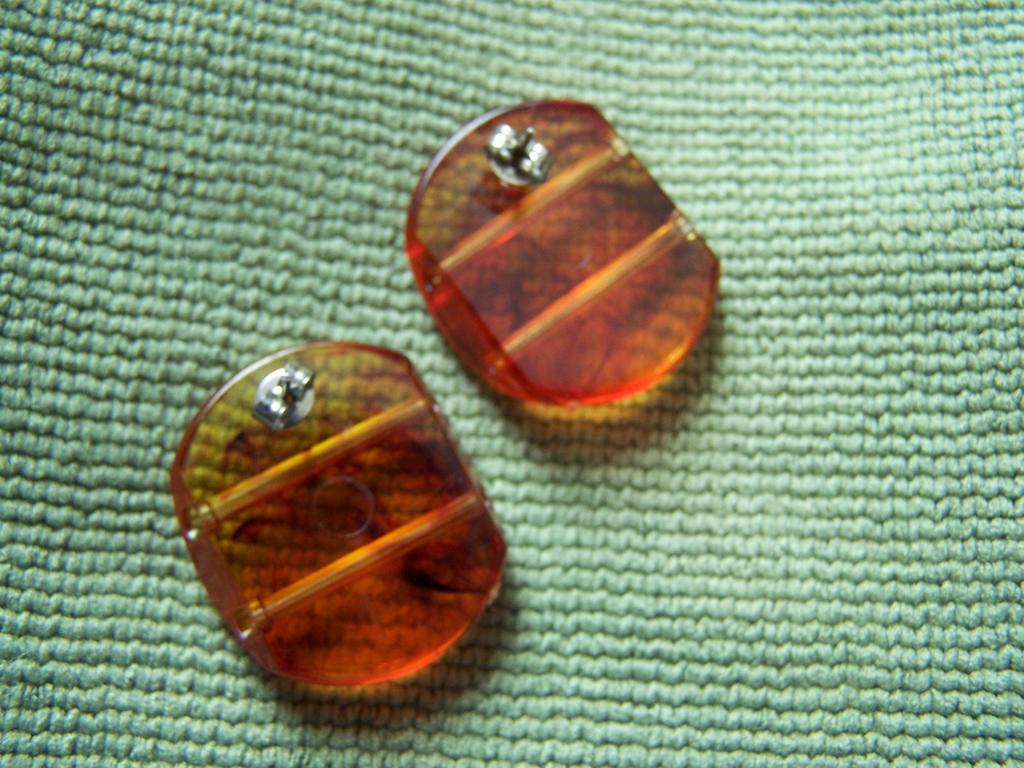 Rootbeer Lucite Chunky Bead Earrings Rootbeer Lucite Chunky Bead Earrings
