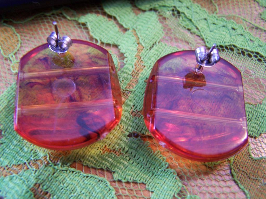 Rootbeer Lucite Chunky Bead Earrings Rootbeer Lucite Chunky Bead Earrings