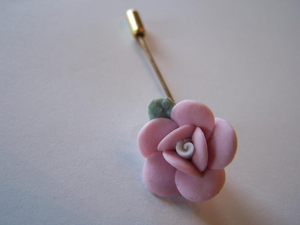Vintage Flower Stick Pin Vintage Flower Stick Pin