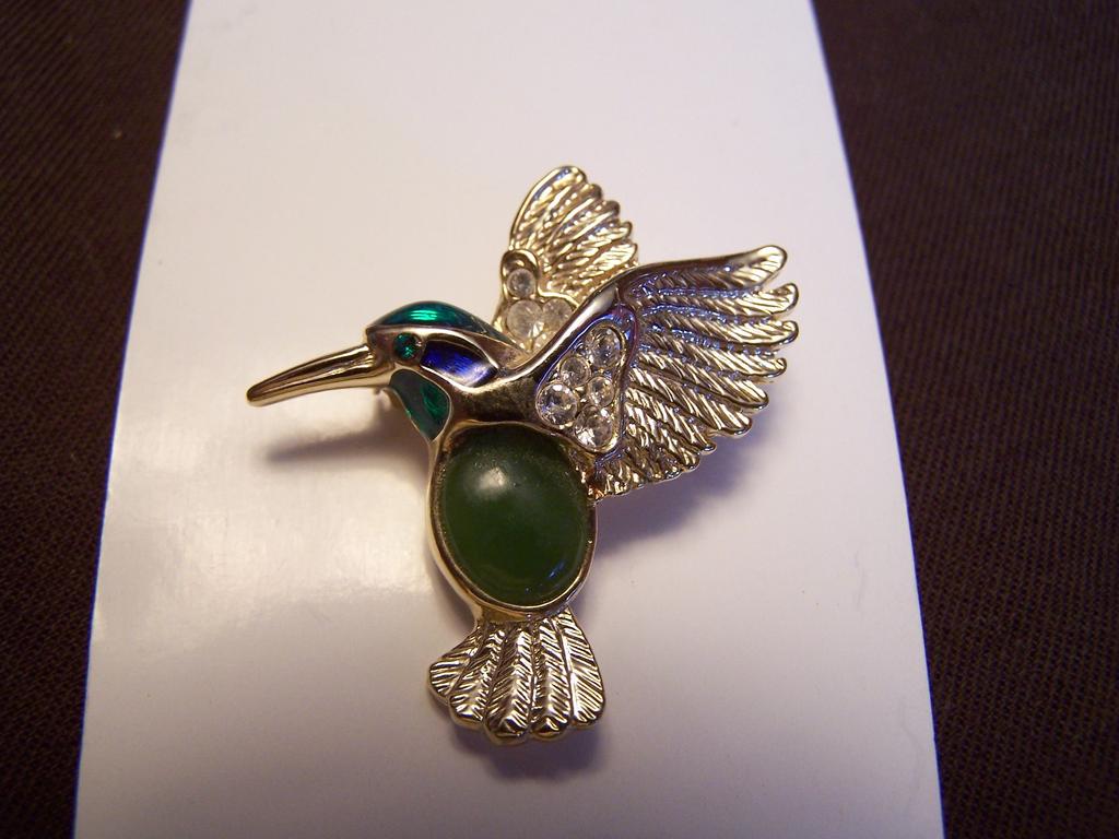 Hummingbird Figural Rhinestone Pin Hummingbird Figural Rhinestone Pin