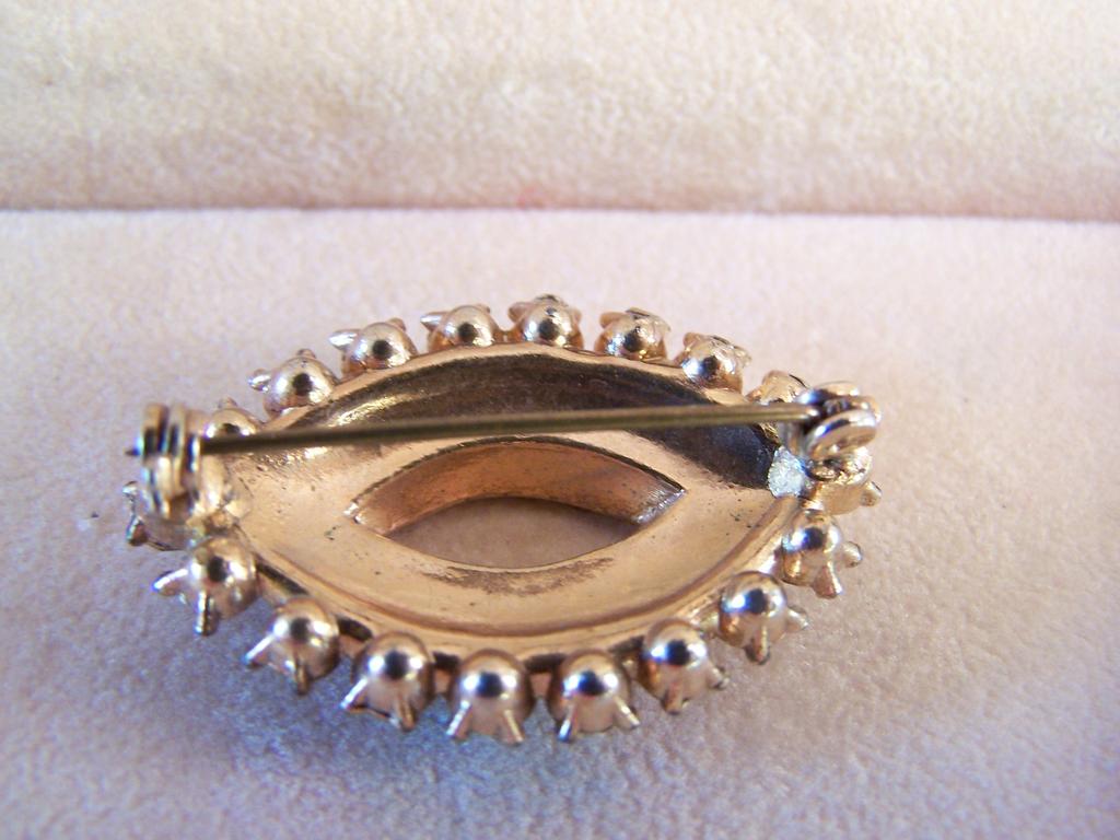 Sparkling Brooch with Double Row Of Clear Rhinestones Sparkling Brooch with Double Row Of Clear Rhinestones