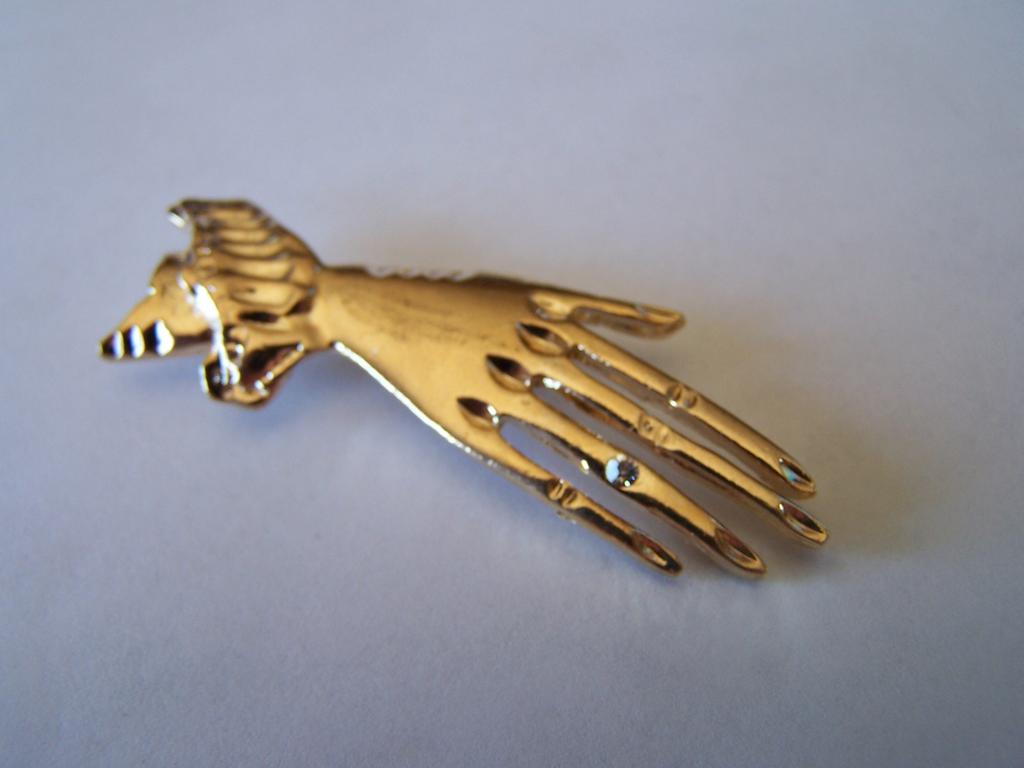 Vintage Figural Pin Golden Hand With Rhinestone Vintage Figural Pin Golden Hand With Rhinestone