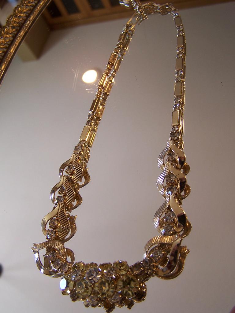 Vintage Signed Rhinestone Necklace Vintage Signed Rhinestone Necklace