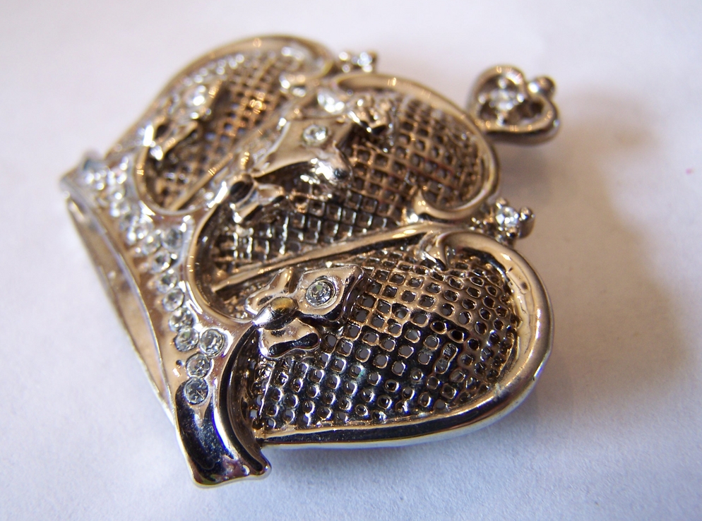Vintage Rhinestone Crown Figural Pin Brooch Vintage Rhinestone Crown Figural Pin Brooch