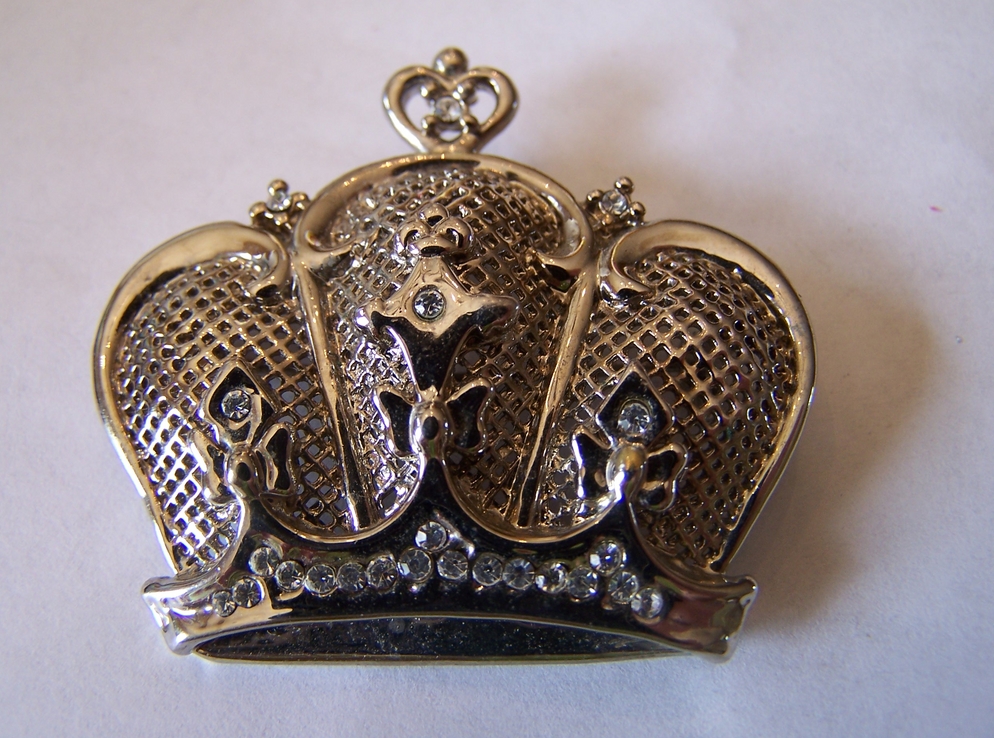 Vintage Rhinestone Crown Figural Pin Brooch Vintage Rhinestone Crown Figural Pin Brooch