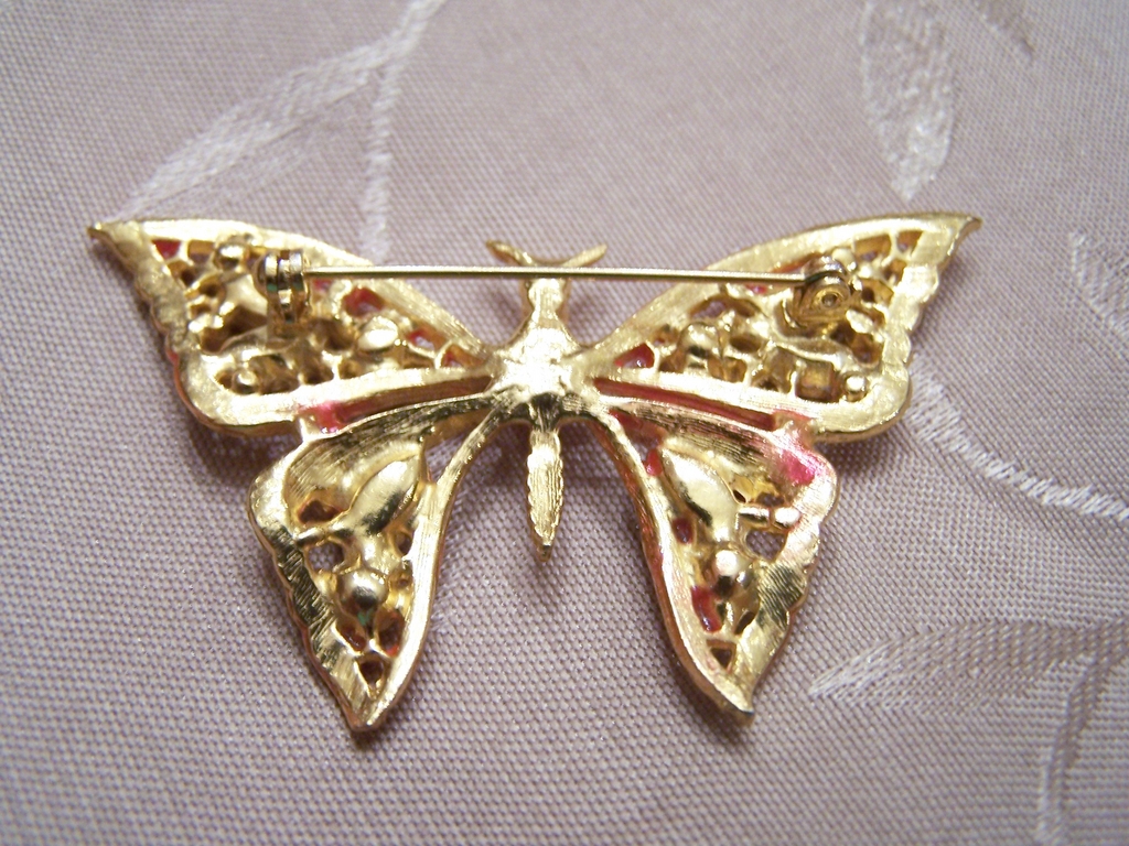 Vintage Multi Colored Rhinestone Butterfly Figural Pin Brooch Vintage Multi Colored Rhinestone Butterfly Figural Pin Brooch
