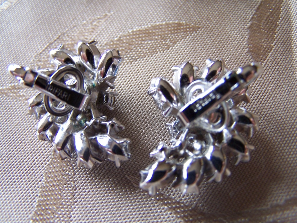 Signed Trifari Crown Set of Blue Rhinestone Earrings and Brooch Signed Trifari Crown Set of Blue Rhinestone Earrings and Brooch