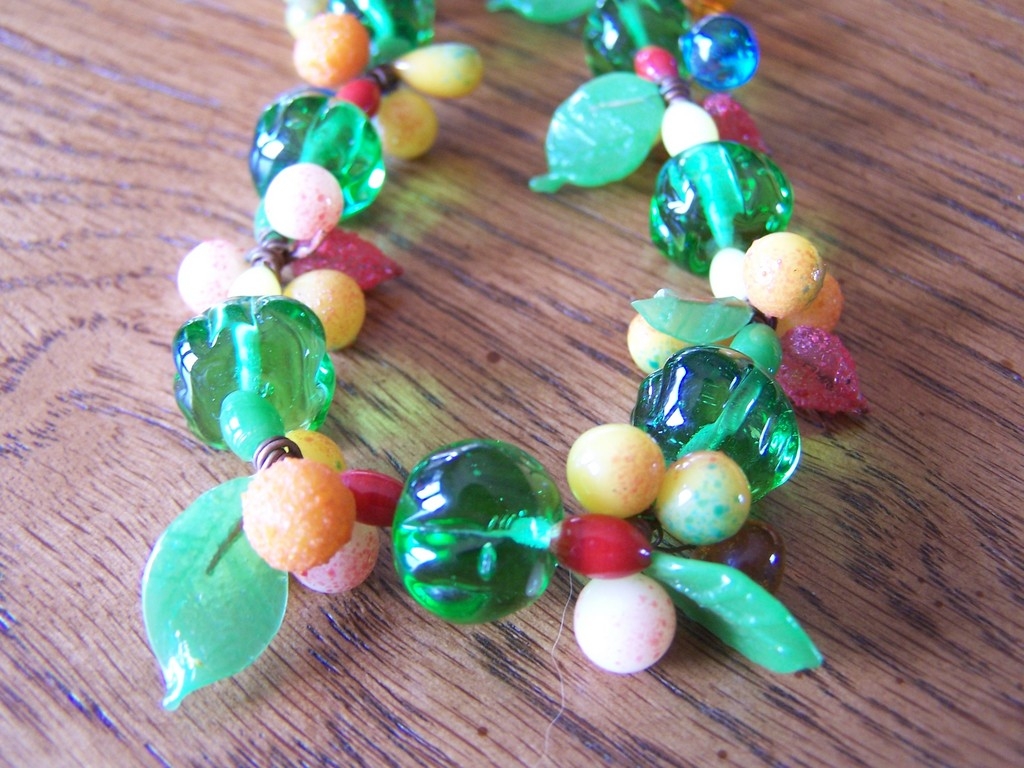 Vintage Glass Fruit Salad Beaded Necklace Wow! Vintage Glass Fruit Salad Beaded Necklace Wow!
