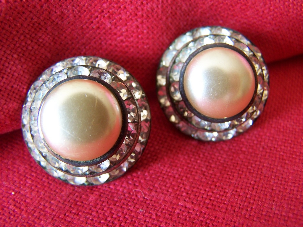 Vintage Double Row Rhinestone Clip Earrings Vintage Double Row Rhinestone Clip Earrings