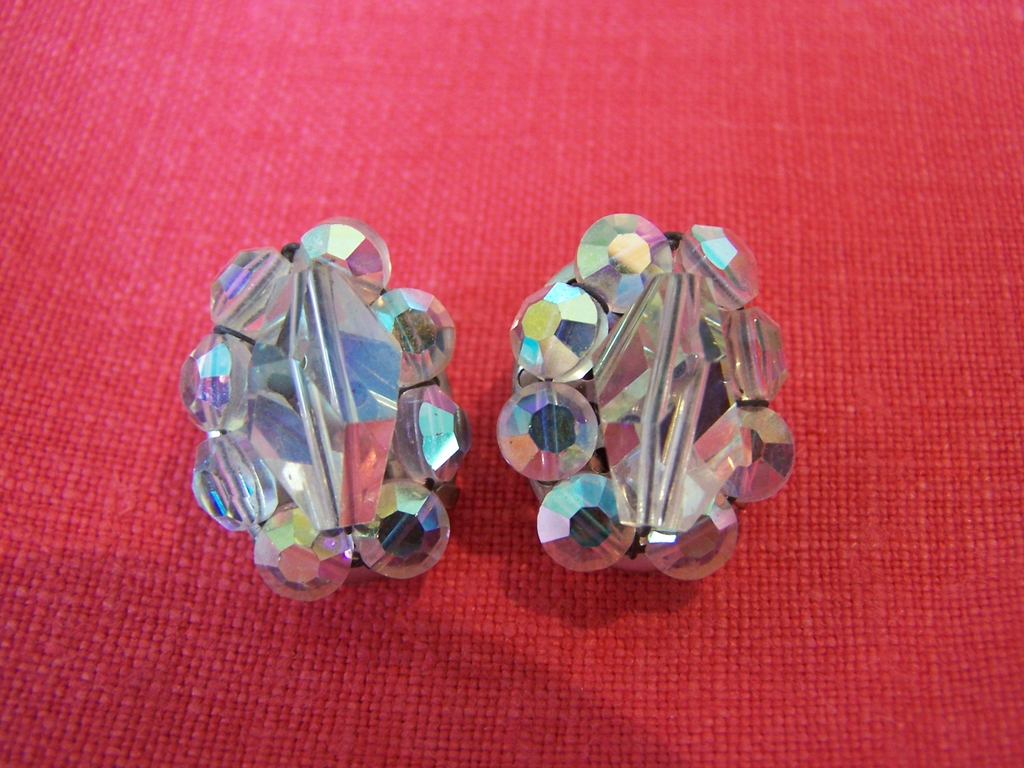 Vintage Beaded Earrings Vintage Beaded Earrings