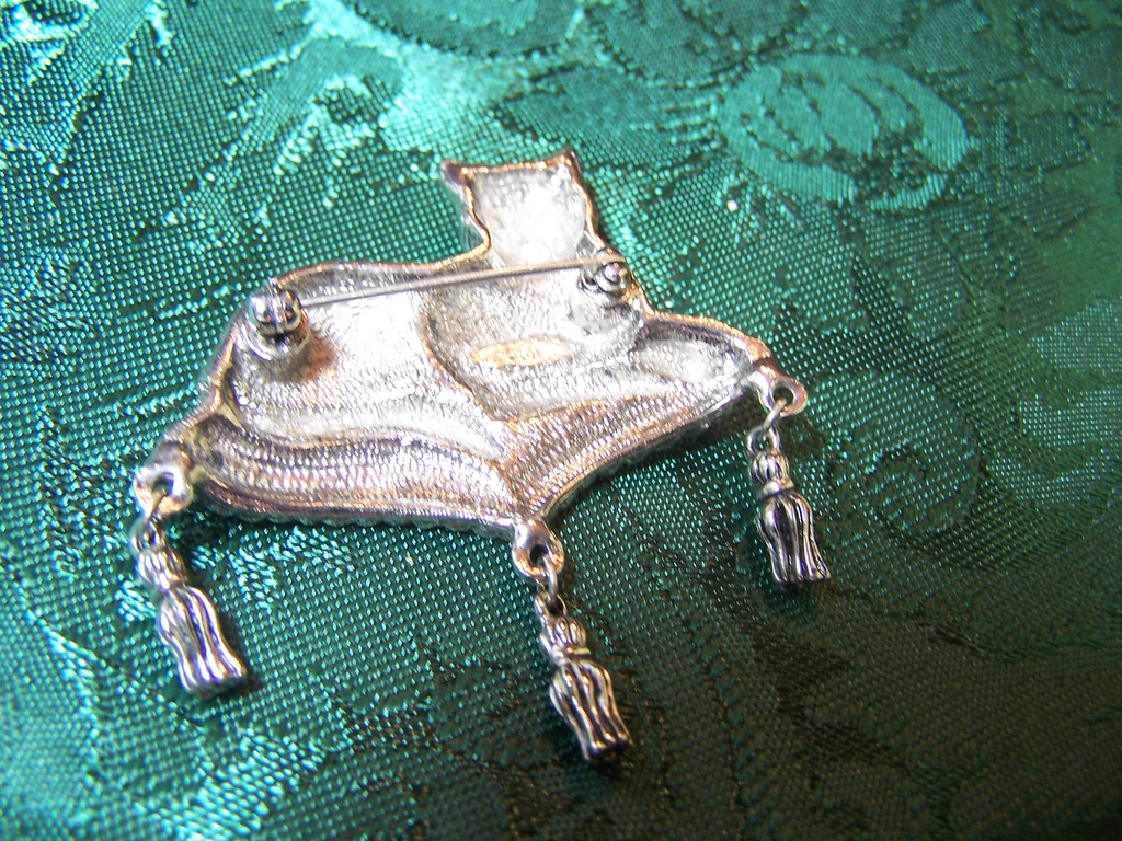 Classy Cat On a Tassel Pillow Pin Classy Cat On a Tassel Pillow Pin