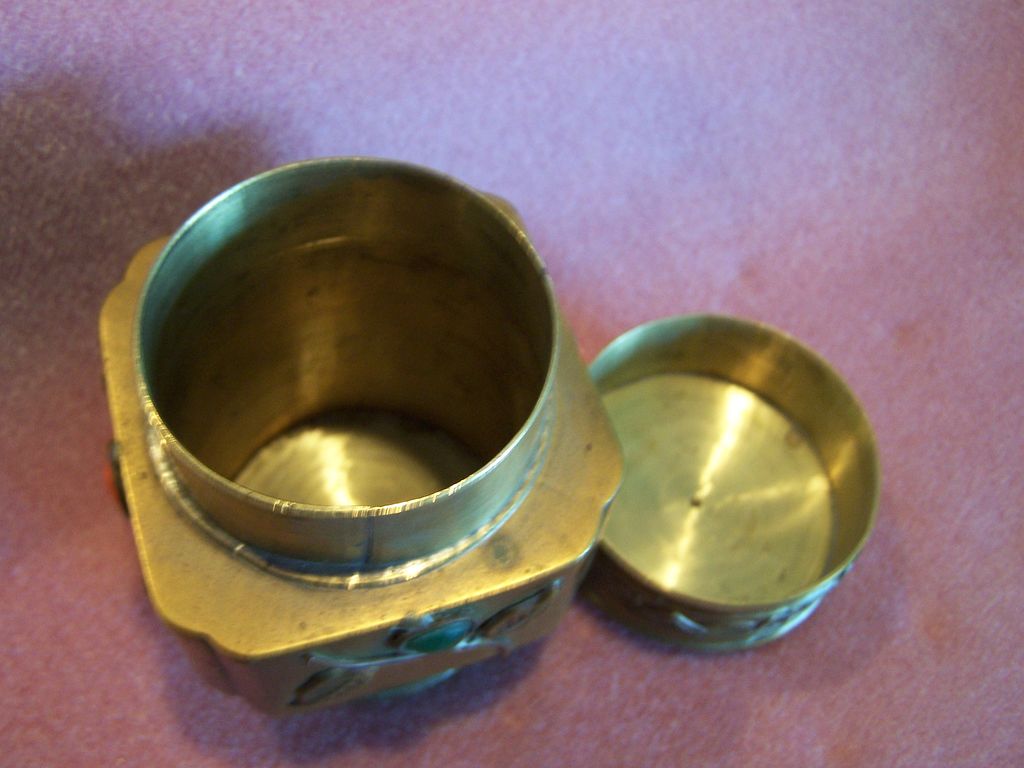 Vintage Asian Brass Jade Trinket Box Vintage Asian Brass Jade Trinket Box