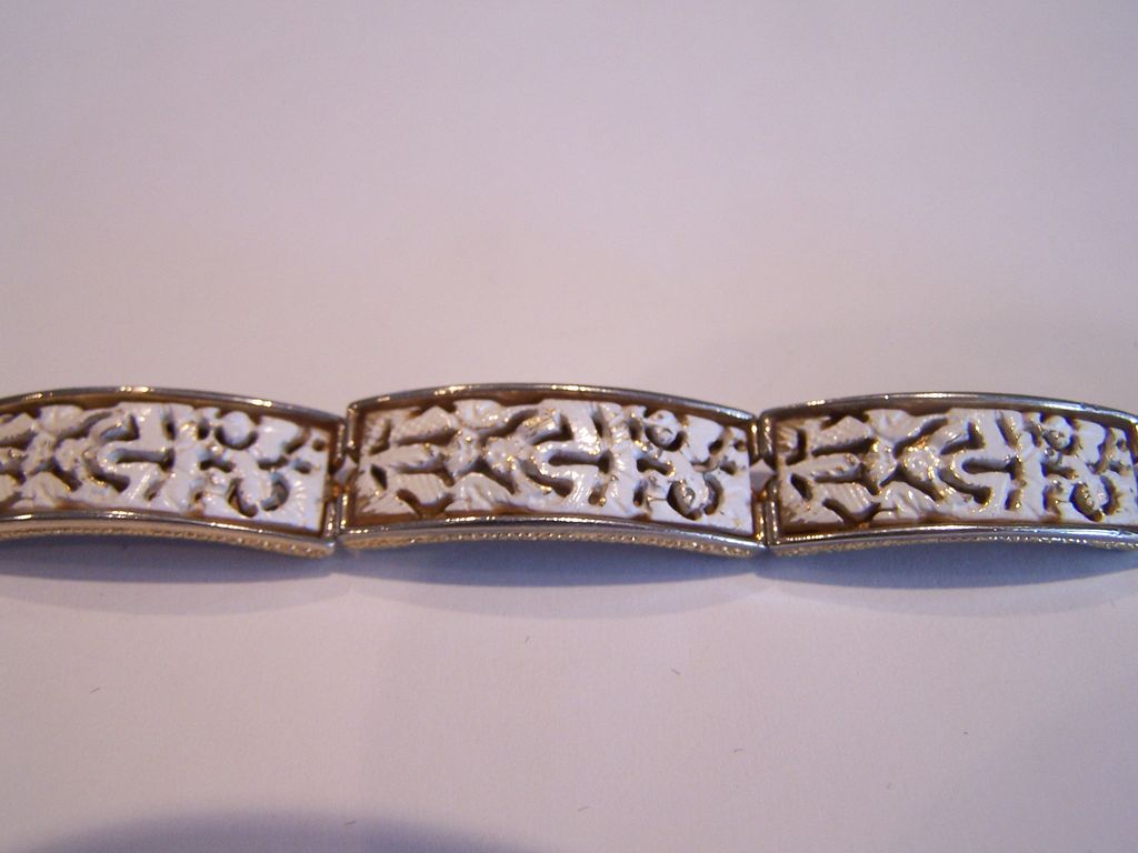 Signed ART enameled Belt Bracelet Signed ART enameled Belt Bracelet