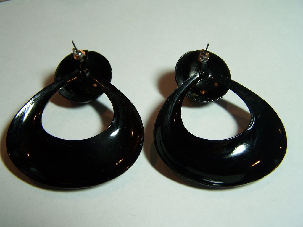 Funky Vintage Enameled Chunky Earrings Funky Vintage Enameled Chunky Earrings