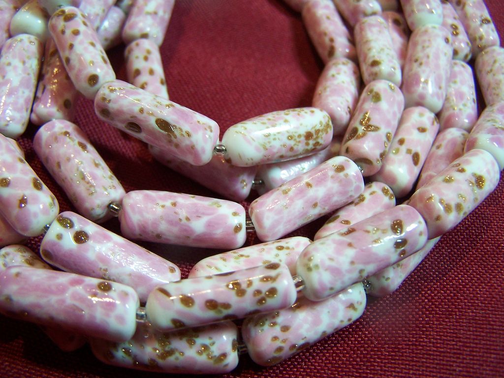 Vintage Triple Strand Handpainted Porcelain Beaded Necklace Vintage Triple Strand Handpainted Porcelain Beaded Necklace