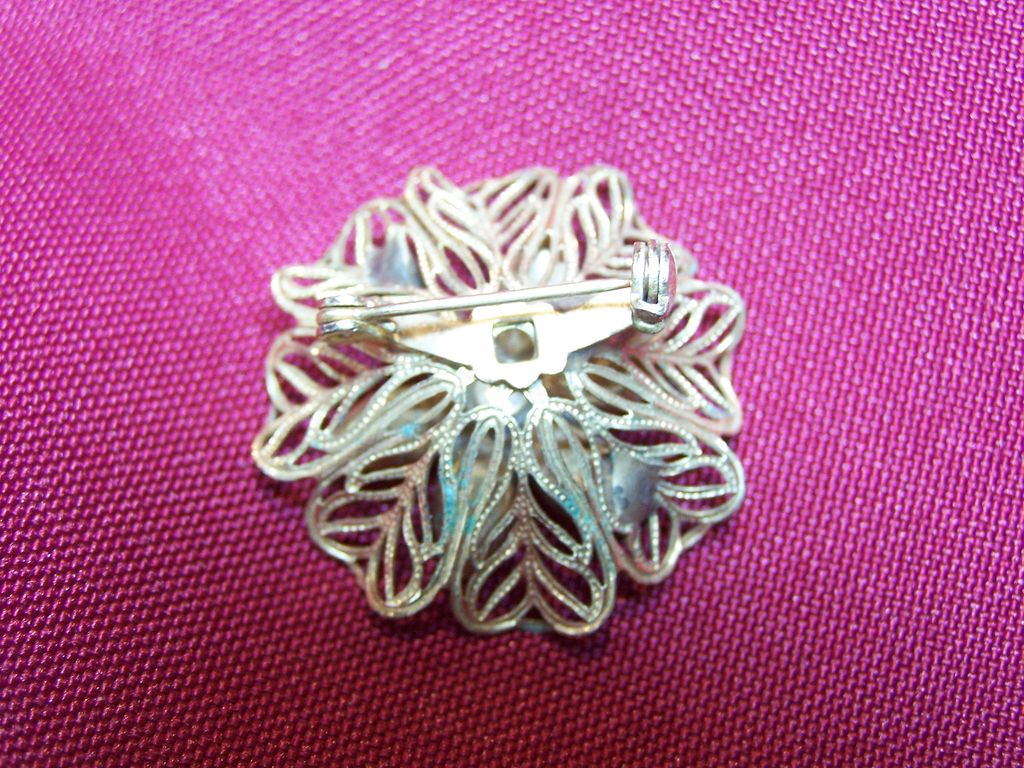 Vintage Lemon Yellow Rhinestone Brooch Pin Circa. 1950's Vintage Lemon Yellow Rhinestone Brooch Pin Circa. 1950's