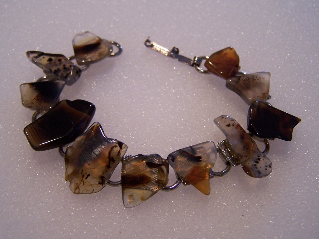 Vintage Polished Stone Bracelet Vintage Polished Stone Bracelet