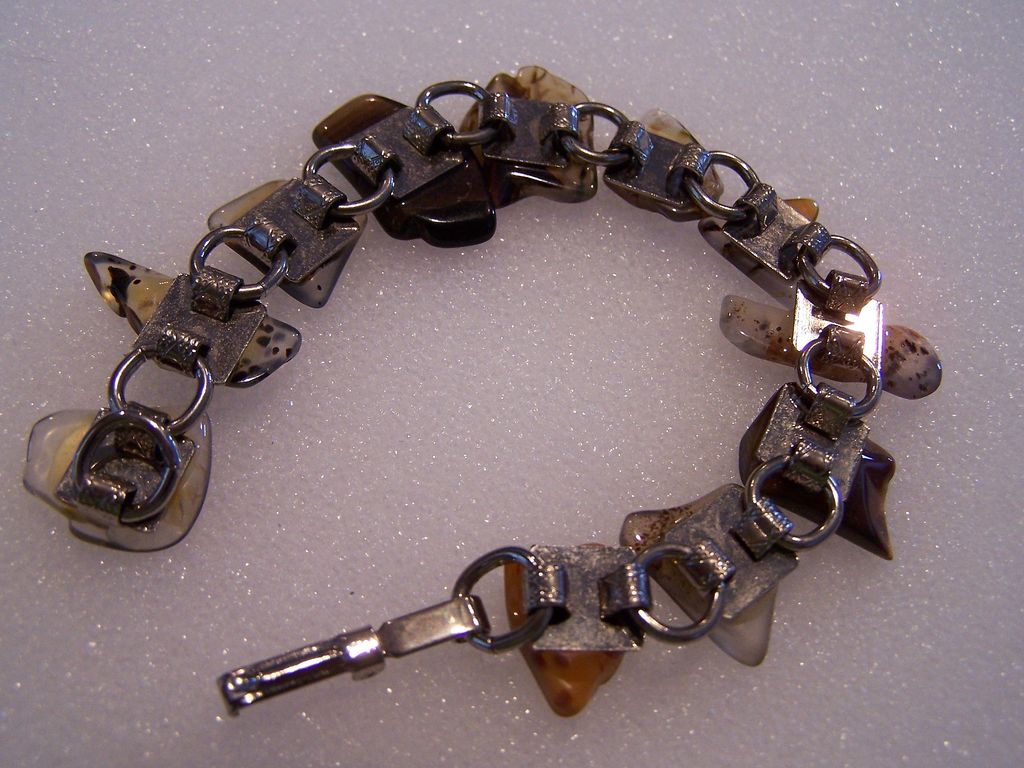 Vintage Polished Stone Bracelet Vintage Polished Stone Bracelet
