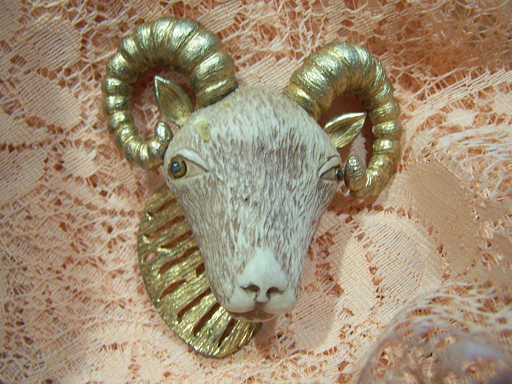 Signed Razza Pendant Signed Razza Pendant