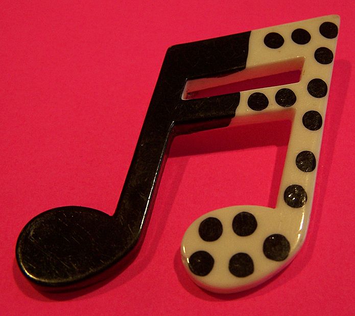 Vintage Music Note Lucite Pin Vintage Music Note Lucite Pin