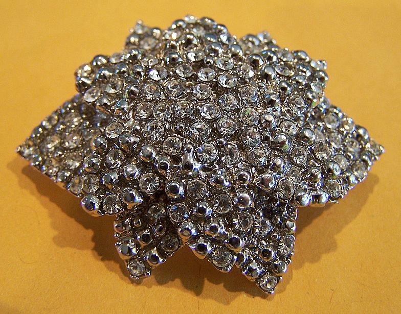 Glitzy Rhinestone Brooch Pin Glitzy Rhinestone Brooch Pin