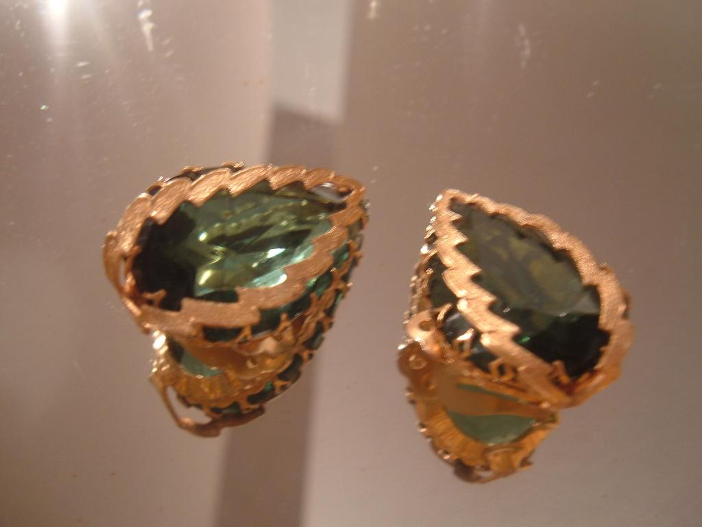 Kramer of NY signed Rhinestone Earrings Kramer of NY signed Rhinestone Earrings