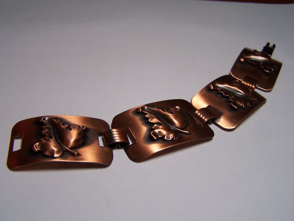 Vintage Chunky Copper Brass Leaf Linked Bracelet Vintage Chunky Copper Brass Leaf Linked Bracelet