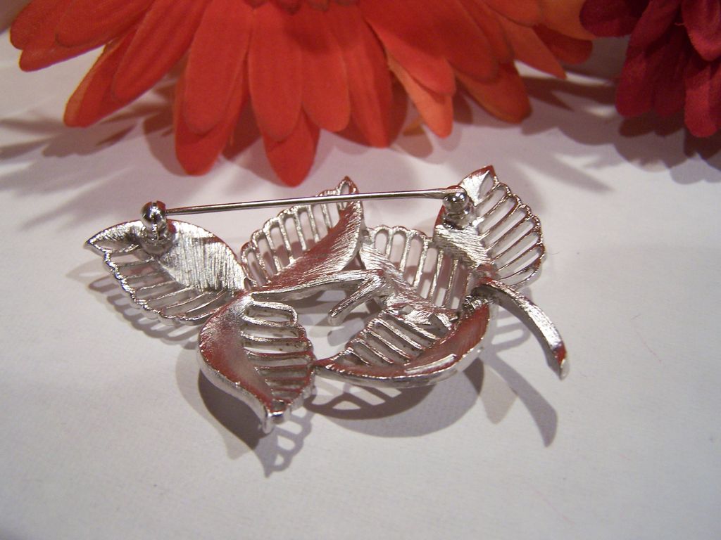 Signed Trifari Crown Brooch Pin Leaves Signed Trifari Crown Brooch Pin Leaves