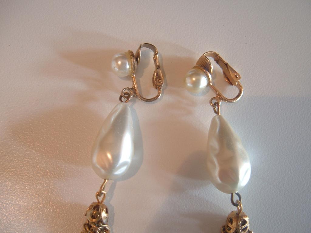 Vintage Tassel clip Earrings Vintage Tassel clip Earrings