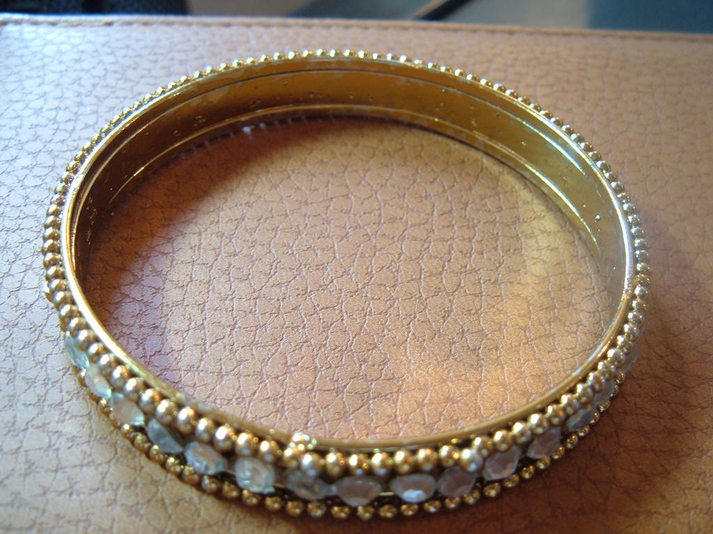 Vintage Rhinestone Bangle Bracelet Vintage Rhinestone Bangle Bracelet