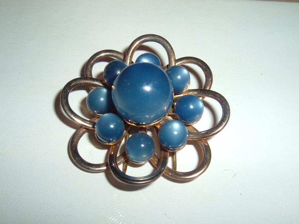 Vintage Blue Moonstone Fur Clip Vintage Blue Moonstone Fur Clip
