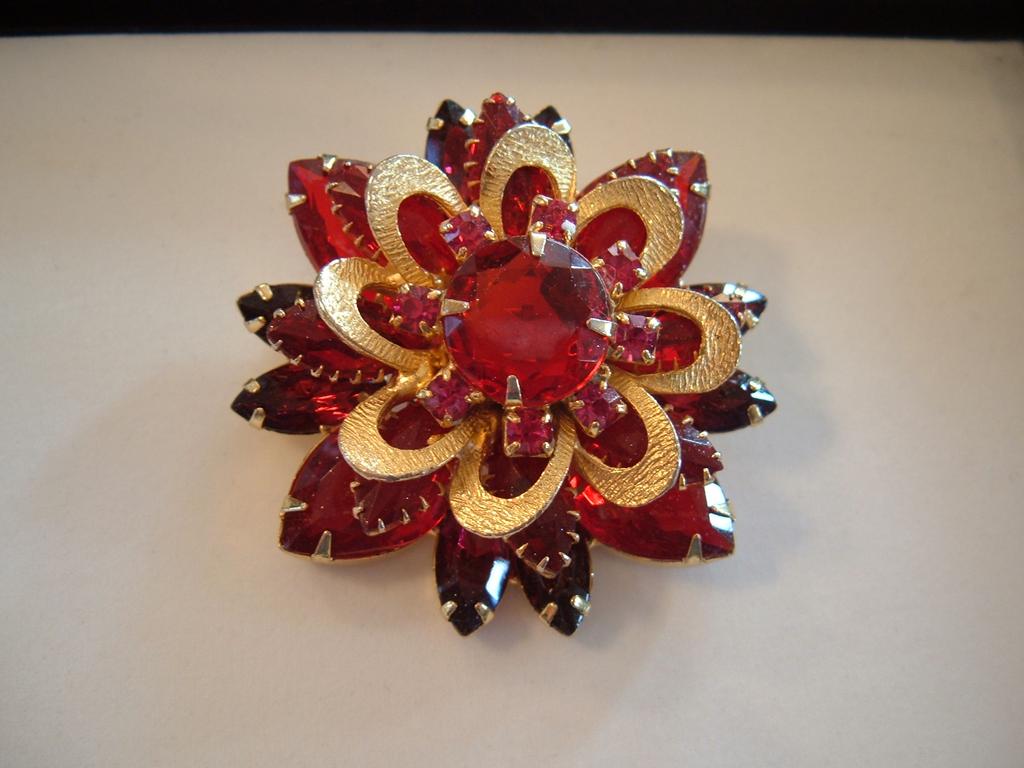Ravishing Red Rhinestone Brooch Ravishing Red Rhinestone Brooch